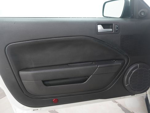 Used 2009 Ford Mustang Shelby GT500 image 17