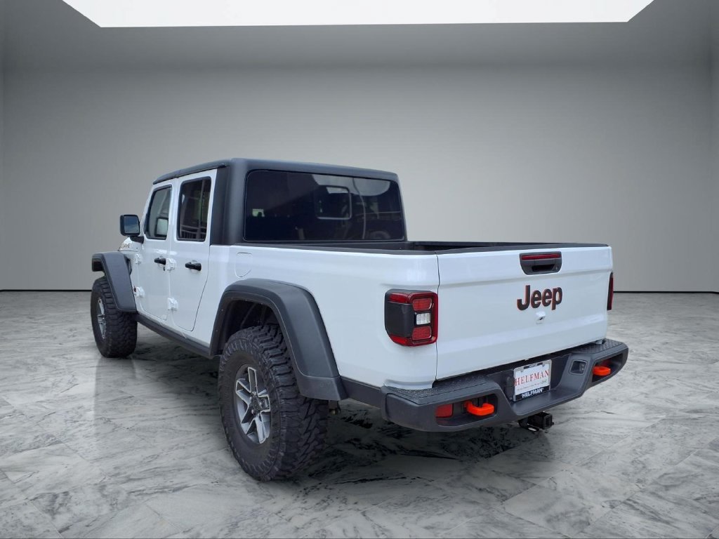 Used 2024 Jeep Gladiator Mojave w/ Convenience Group AWD/4WD image 5