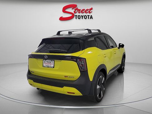 Used 2025 Nissan Kicks SR w/ Illumination Package AWD/4WD image 4