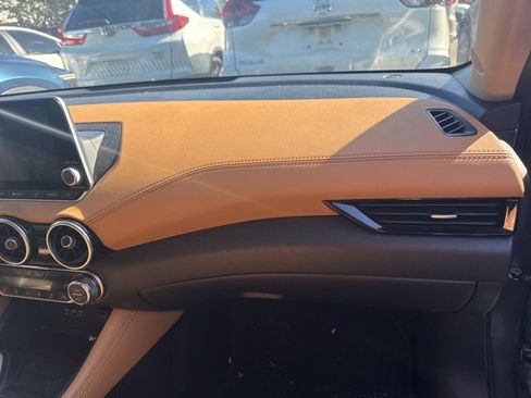 Used 2023 Nissan Sentra SV w/ SV Premium Package image 6