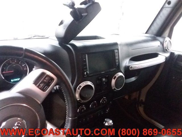 Used 2017 Jeep Wrangler Unlimited Sahara w/ Quick Order Package 24E Chief AWD/4WD image 11