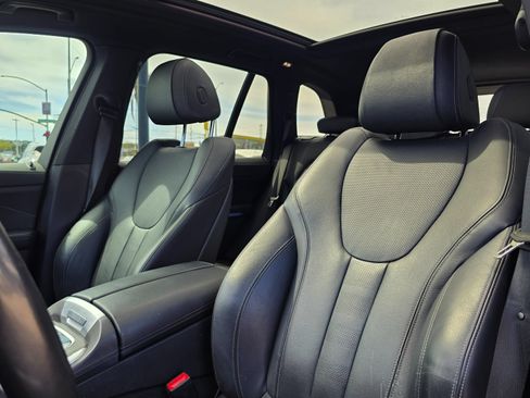 Used 2022 BMW X5 sDrive40i w/ M Sport Package RWD image 17
