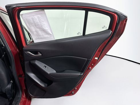 Used 2016 MAZDA MAZDA3 i Grand Touring FWD image 29