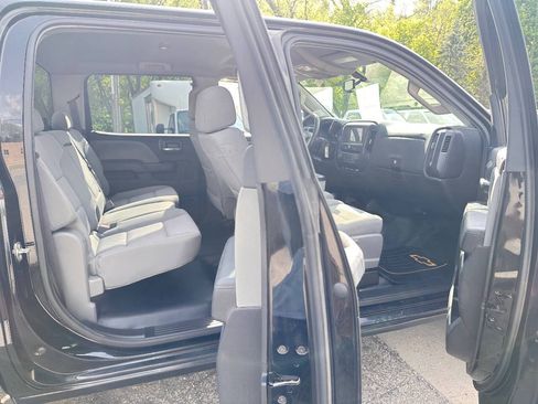 Used 2017 Chevrolet Silverado 2500 W/T w/ WT Convenience Package AWD/4WD image 6