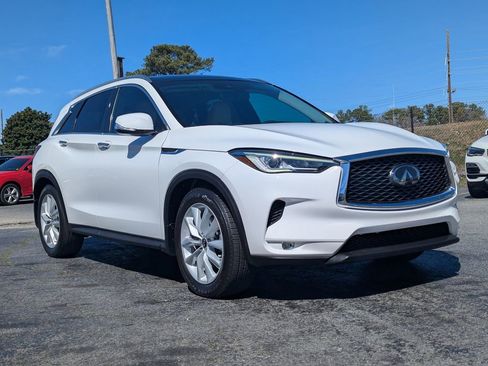 Used 2019 INFINITI QX50 Luxe w/ Cargo Package image 3