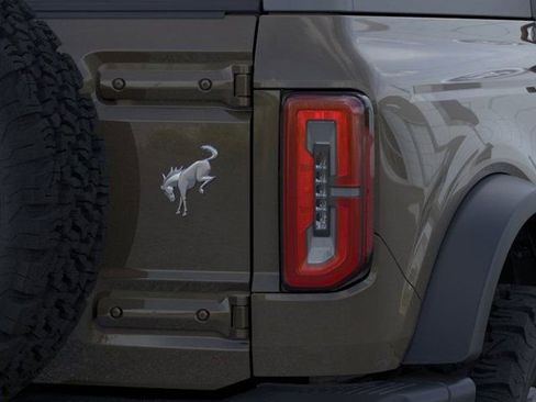 New 2025 Ford Bronco Badlands image 23