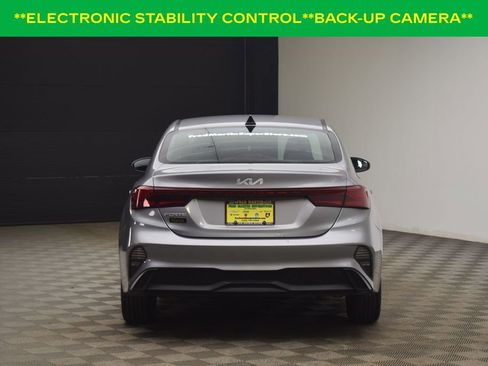 Used 2024 Kia Forte LXS image 8