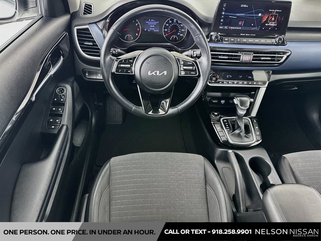 Used 2023 Kia Seltos S w/ Navigation Package AWD/4WD image 22