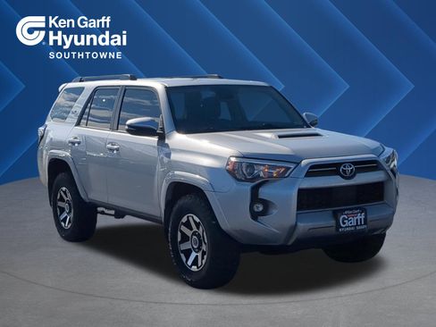Used 2021 Toyota 4Runner TRD Off-Road Premium image 1