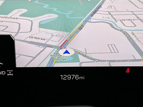 Used 2025 GMC Yukon AT4 w/ AT4 Premium Plus Package image 12