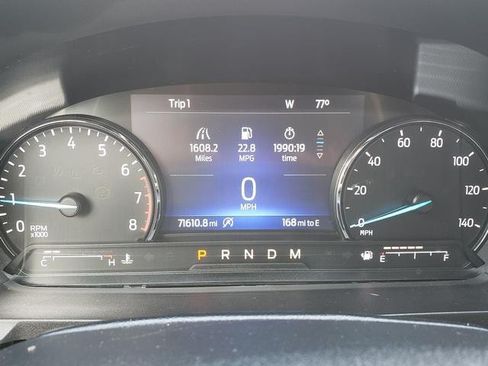 Used 2021 Ford Explorer XLT w/ Equipment Group 202A AWD/4WD image 27