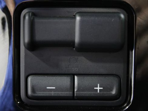 Used 2022 Chevrolet Silverado 1500 RST AWD/4WD image 54