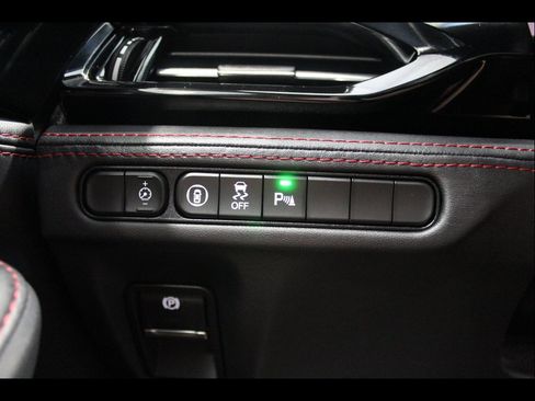 Used 2022 Acura MDX Type S image 29