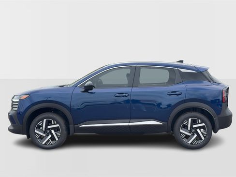 New 2026 Nissan Kicks SV image 2