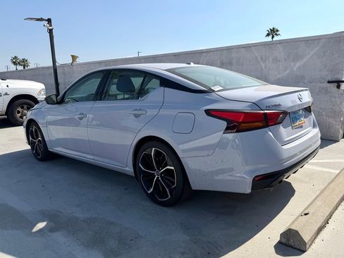 Used 2024 Nissan Altima 2.5 SR image 4