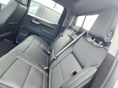 New 2026 GMC Sierra 1500 Denali w/ Technology Package AWD/4WD image 7