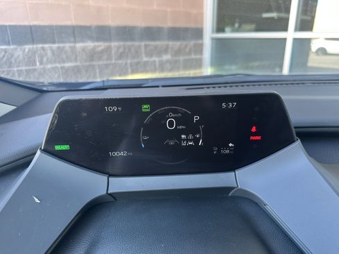 Used 2024 Toyota Prius Prime SE image 15