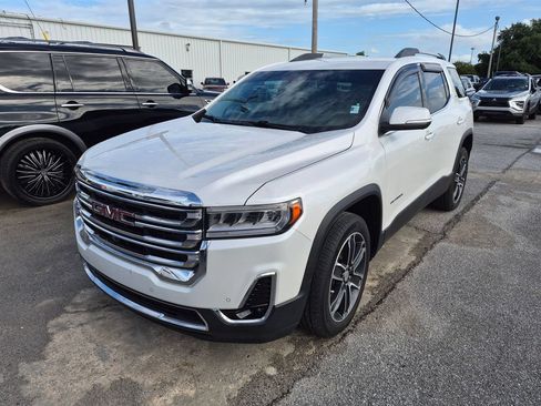 Used 2021 GMC Acadia SLT w/ Technology Package FWD image 1