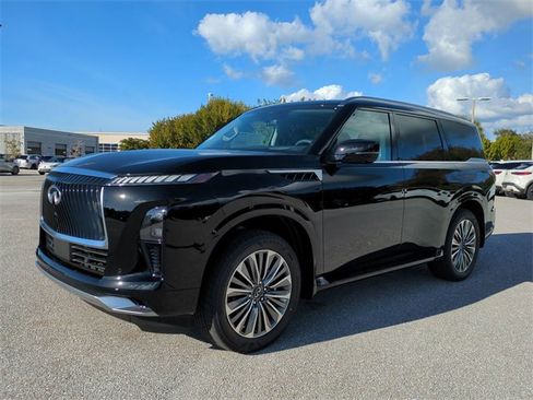New 2026 INFINITI QX80 Luxe image 8
