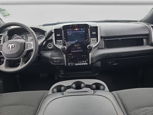 Used 2025 RAM 2500 Big Horn AWD/4WD image 17