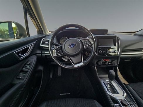 Certified 2022 Subaru Forester Premium image 16
