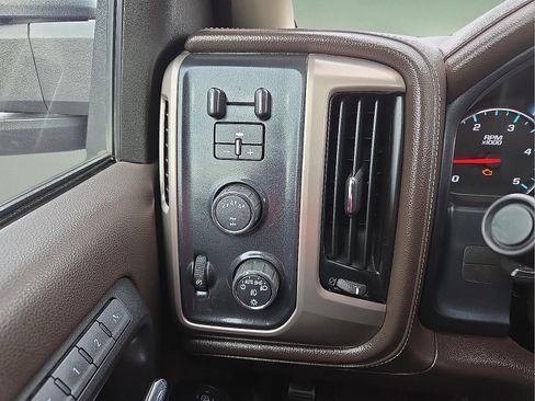 Used 2017 GMC Sierra 2500 Denali w/ Duramax Plus Package image 20