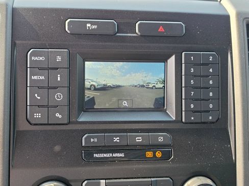 Used 2022 Ford F250 XL w/ Power Equipment Group AWD/4WD image 24