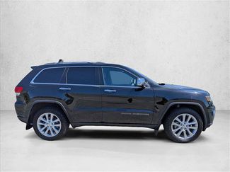 Used 2017 Jeep Grand Cherokee Limited w/ Luxury Group II video 4