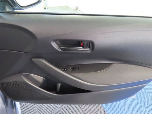 Used 2023 Toyota Corolla LE FWD image 29