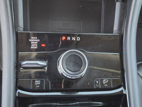 Certified 2023 Jeep Grand Cherokee 4WD 4xe w/ Luxury Tech Group II image 14