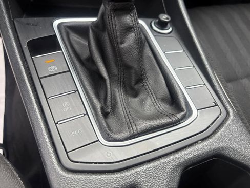 Used 2023 Volkswagen Jetta Sport FWD image 31
