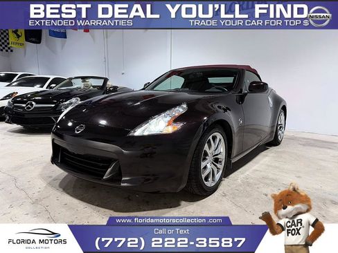 Used 2012 Nissan 370Z Touring RWD image 2