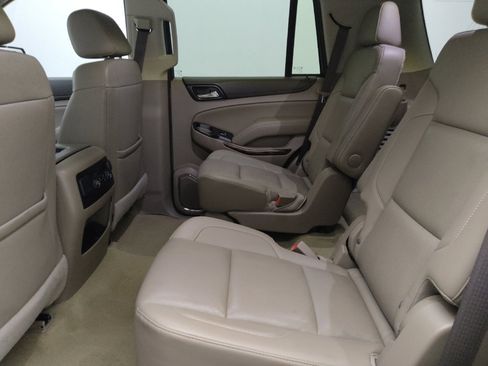 Used 2017 GMC Yukon SLT RWD image 18