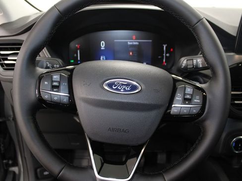 New 2026 Ford Escape Active w/ Cold Weather Package FWD image 31