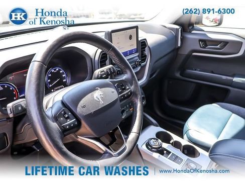 Used 2023 Ford Bronco Sport Outer Banks w/ Tech Package AWD/4WD image 11
