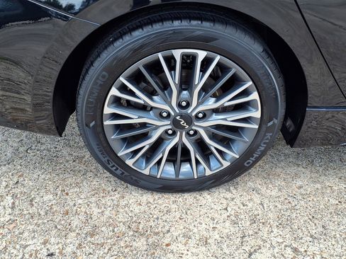 Used 2023 Kia Forte GT-Line w/ GT-Line Premium Package FWD image 30