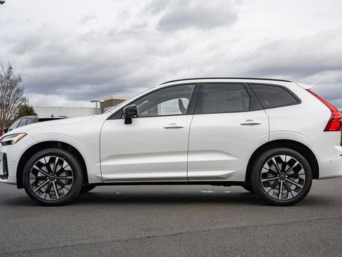 New 2026 Volvo XC60 B5 Plus w/ Protection Package Premier image 4
