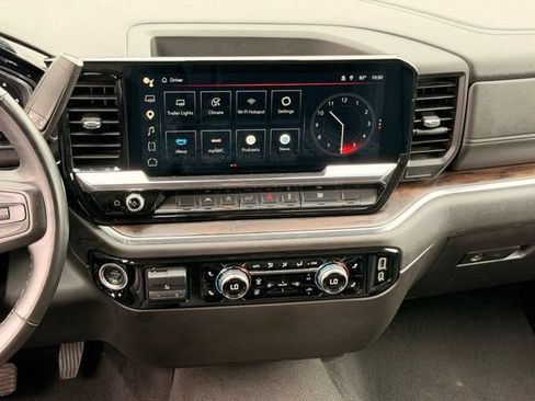 Used 2025 GMC Sierra 1500 SLT RWD image 15