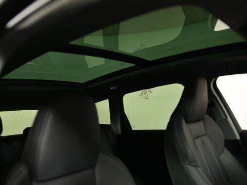 Used 2025 Audi Q6 e-tron Premium Plus w/ Premium Plus image 12