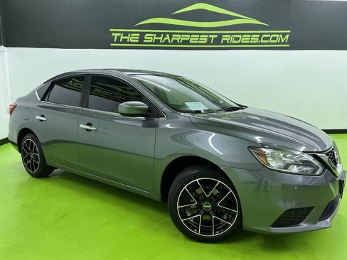 Used 2019 Nissan Sentra SV w/ Special Edition Package FWD image 1