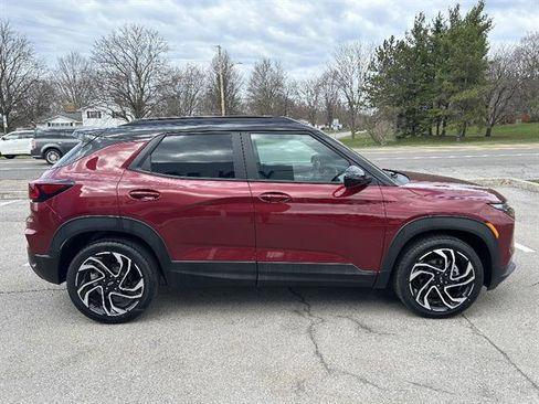 Certified 2024 Chevrolet TrailBlazer RS w/ Driver Confidence Package image 6