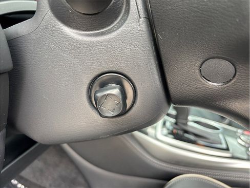 Used 2020 INFINITI QX60 Luxe w/ Essential Package image 22