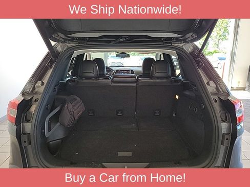 Used 2015 Jeep Cherokee Trailhawk w/ Comfort/Convenience Group AWD/4WD image 14