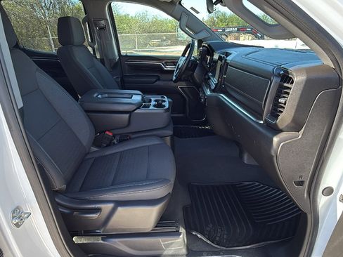 Used 2025 Chevrolet Silverado 1500 LT image 27