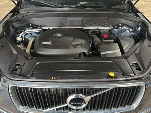 Used 2018 Volvo XC90 T6 Momentum w/ Momentum Plus Package AWD/4WD image 23