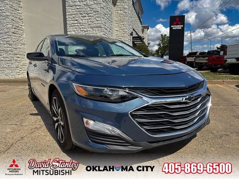 Used 2024 Chevrolet Malibu RS FWD image 1