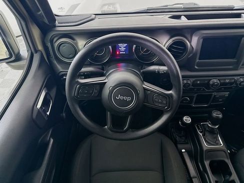 Used 2022 Jeep Wrangler Unlimited Sport image 21