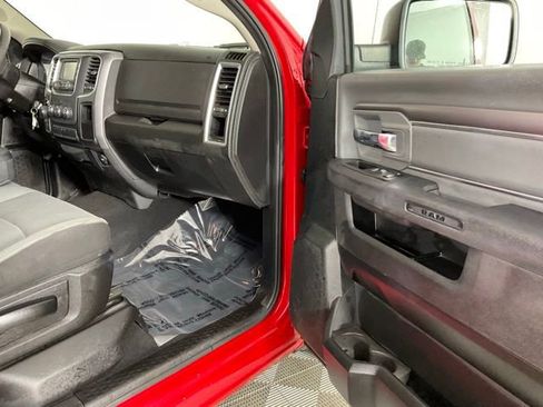 Used 2022 RAM 1500 Classic SLT image 16