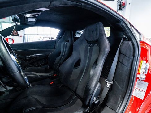 Used 2020 Ferrari 488 Pista Coupe image 43