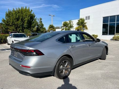 Used 2023 Honda Accord EX image 4